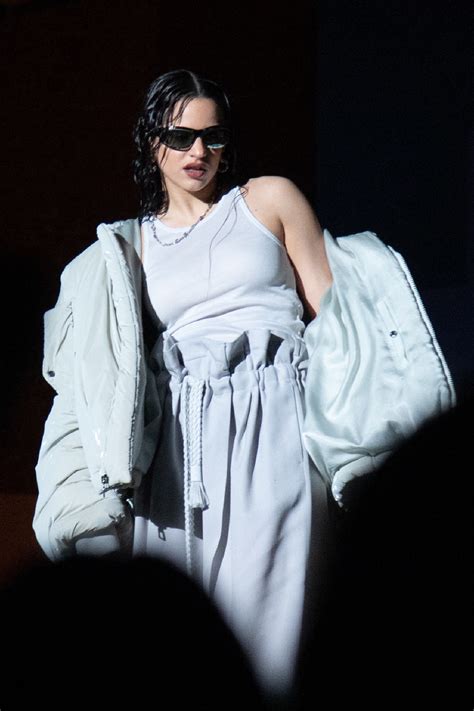 rosalia louis vuitton set list